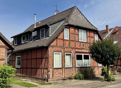 Foto - Haus zum Kaufen in Ahlden (Aller) 369.000,00 € 208 m²