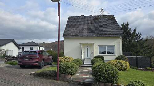 Foto - Haus zum Kaufen in Ellenhausen 185.000,00 € 123 m²