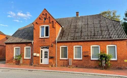 Foto - Haus zum Kaufen in Schwabstedt 216.127,00 € 180 m²