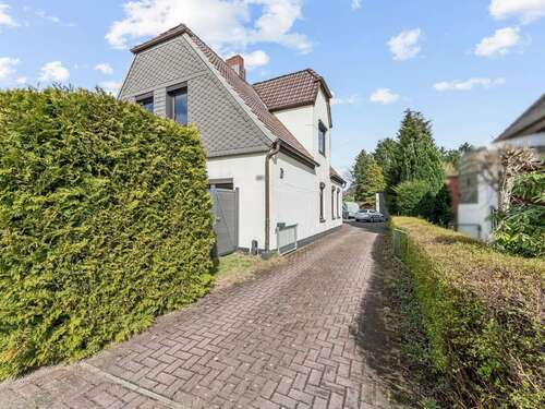 Foto - Haus zum Kaufen in Neumünster 399.000,00 € 159.31 m²