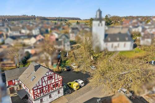 Foto - Haus zum Kaufen in Beselich 174.000,00 € 139 m²