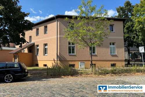 Foto - Haus zum Kaufen in Wustrau 650.000,00 € 828 m²