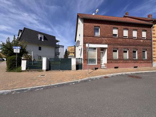 Foto - Haus zum Kaufen in Zahna-Elster 69.000,00 € 135 m²