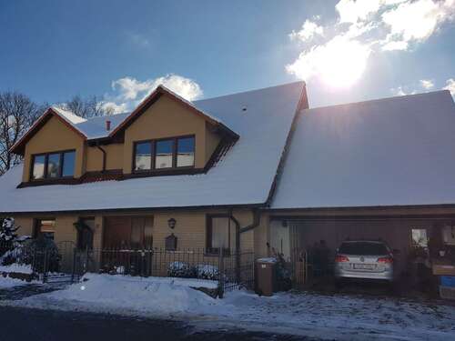 Foto - Haus zum Kaufen in Roßtal 699.000,00 € 200 m²