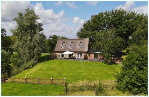 Foto - Haus zum Kaufen in Oldenswort 868.000,00 € 138.71 m²