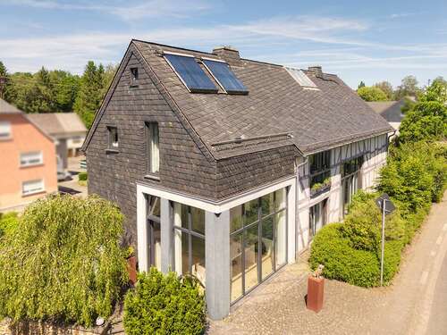 Foto - Haus zum Kaufen in Hattert 375.000,00 € 196 m²