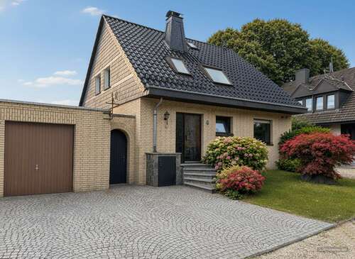 Foto - Haus zum Kaufen in Solingen 459.000,00 € 122 m²