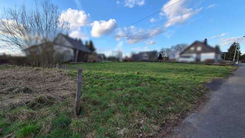 Foto - Grundstück zu verkaufen in Neunkirchen-Seelscheid 135.000,00 € 546 m²
