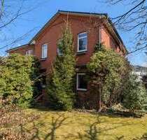 Haus zum Kaufen in Schwarzenbek 399.000,00 € 340 m²
