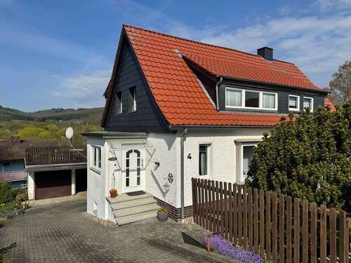 Foto - Haus zum Kaufen in Bad Salzdetfurth 170.000,00 € 106.99 m²