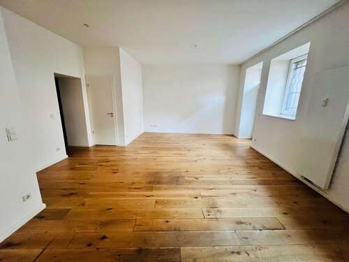 Foto - Wohnung zum Kaufen in Düsseldorf 335.000,00 € 83 m²
