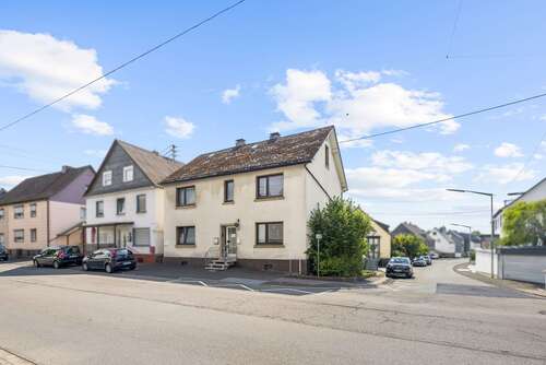 Foto - Haus zum Kaufen in Neunkirchen 189.000,00 € 165 m²