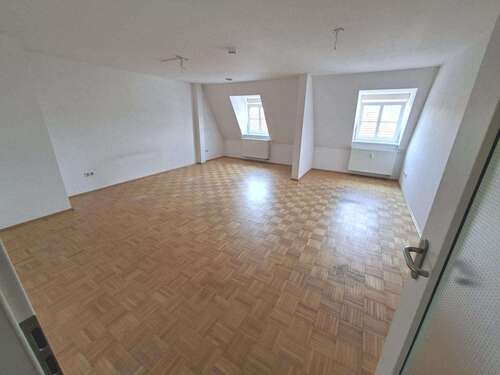 Foto - Wohnung zum Mieten in Würzburg 1.000,00 € 90 m²