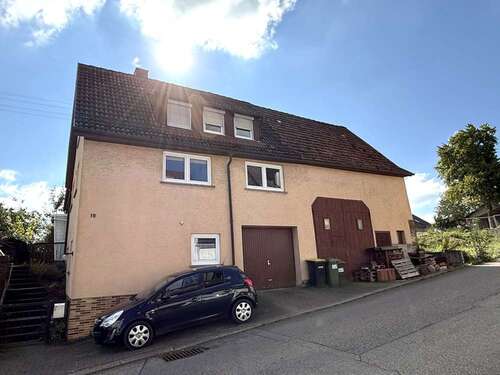 Foto - Haus zum Kaufen in Simmozheim 380.000,00 € 126.83 m²