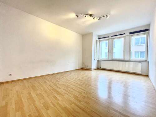 Foto - Wohnung zum Mieten in Hannover Oststadt 840,00 € 70 m²