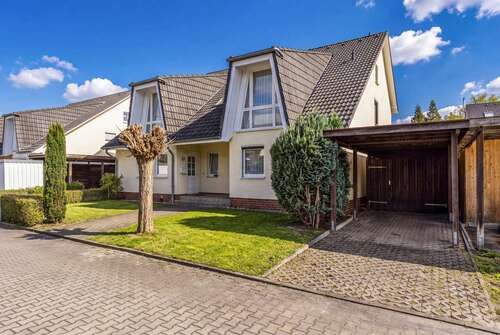 Foto - Haus zum Kaufen in Zossen 299.999,00 € 139 m²