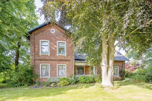 Foto - Haus zum Kaufen in Brokdorf 599.000,00 € 300 m²