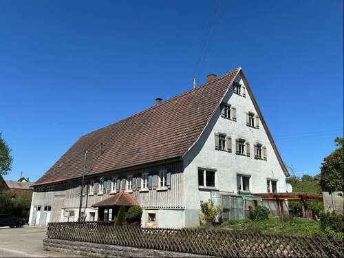 Foto - Haus zum Kaufen in Obersontheim 160.000,00 € 250 m²