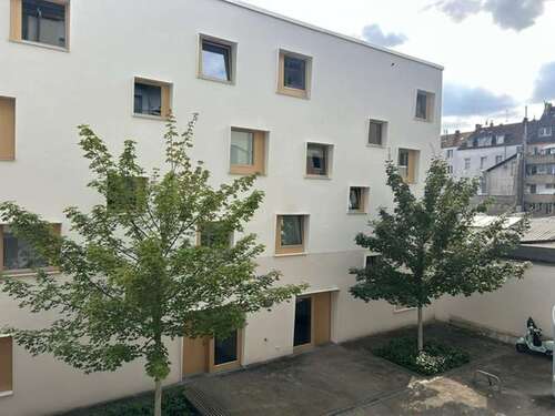 Foto - Wohnung zum Mieten in Düsseldorf 990,00 € 90 m²