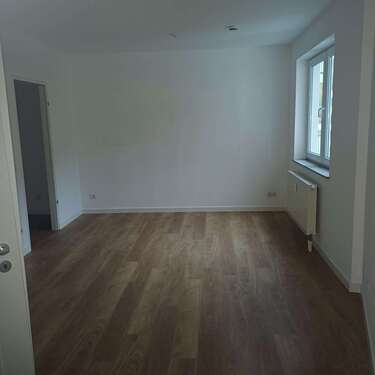 Foto - Wohnung zum Mieten in Suhl 210,00 € 32.62 m²