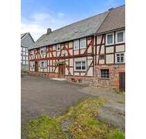 Haus zum Kaufen in Battenberg (Eder) 80.000,00 € 189.61 m²