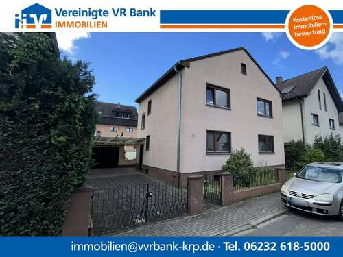 Foto - Haus zum Kaufen in Brühl 465.000,00 € 120 m²