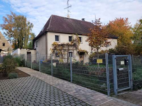 Foto - Haus zum Kaufen in Uehlfeld 155.000,00 € 124 m²