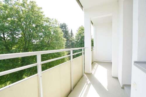 Foto - Wohnung zum Mieten in Chemnitz 420,90 € 70.74 m²