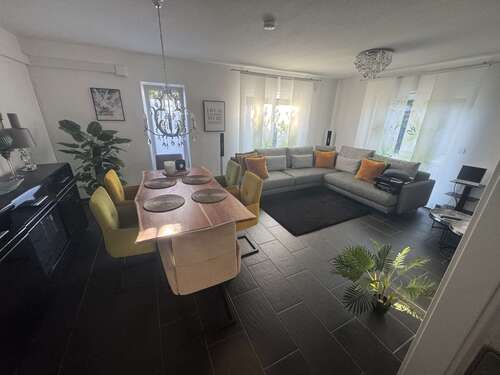 Foto - Haus zum Kaufen in Henstedt-Ulzburg 1.250.000,00 € 216 m²