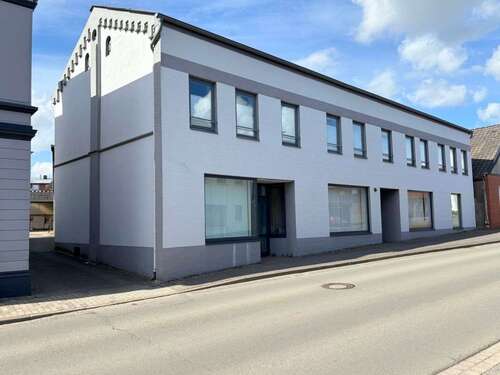 Foto - Haus zum Kaufen in Hohenwestedt 399.000,00 € 165 m²