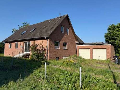 Foto - Haus zum Kaufen in Sachsenhagen 290.000,00 € 209 m²