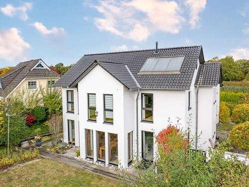 Foto - Haus zum Kaufen in Bad Zwischenahn 549.000,00 € 203 m²