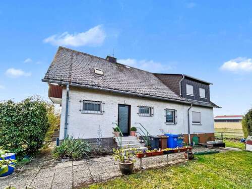 Foto - Haus zum Kaufen in Haintchen- Selters 259.000,00 € 173.86 m²