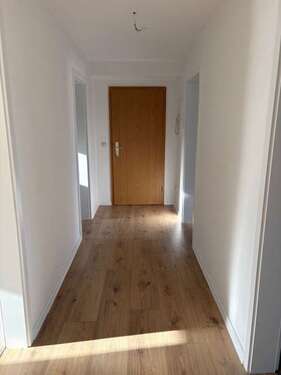 Foto - Wohnung zum Mieten in Werdau 400,00 € 70 m²