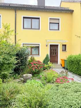 Foto - Haus zum Mieten in Augsburg 1.600,00 € 125 m²