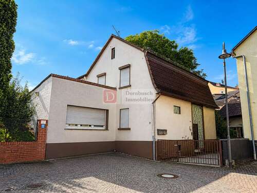 Foto - Haus zum Kaufen in Ober Wöllstadt 299.000,00 € 349 m²