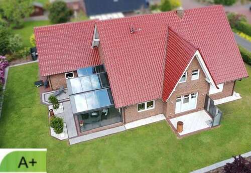 Foto - Haus zum Kaufen in Wiesmoor 579.000,00 € 205 m²