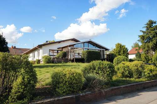 Foto - Haus zum Kaufen in Ober-Ramstadt 729.000,00 € 282 m²