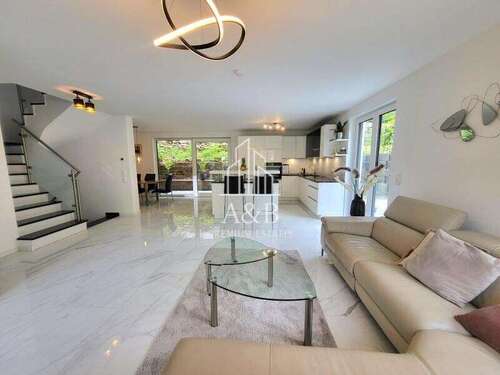 Foto - Haus zum Kaufen in Heidelberg Ziegelhausen 899.000,00 € 192 m²