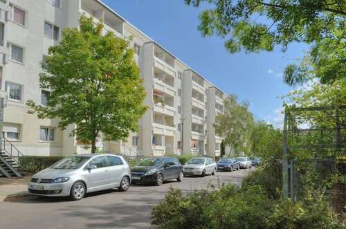 Foto - Wohnung zum Mieten in Halle 342,00 € 56.98 m²