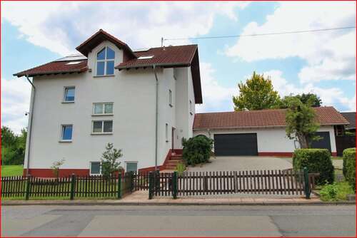 Foto - Haus zum Kaufen in Birkenfeld 520.000,00 € 285 m²