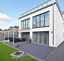 Haus zum Kaufen in Lauenau 950.000,00 € 330 m²