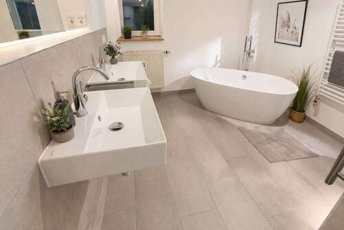 Foto - Wohnung zum Mieten in Güstrow 765,00 € 109 m²