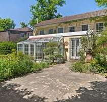 Haus zum Kaufen in Frankfurt am Main 2.645.000,00 € 442 m²