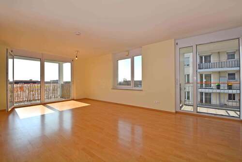 Foto - Wohnung zum Mieten in Stuttgart-Bad CannstattBurgholzhof 1.600,00 € 96 m²