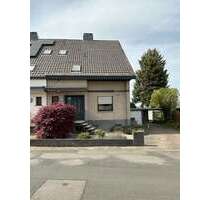 Haus zum Kaufen in Einbeck 268.000,00 € 190 m²
