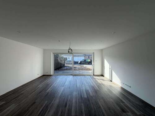 Foto - Haus zum Mieten in Straubing 1.300,00 € 125 m²