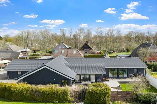 Foto - Haus zum Kaufen in Harrislee 795.000,00 € 231 m²