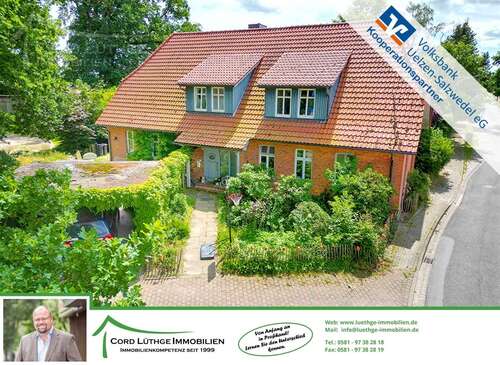 Foto - Haus zum Kaufen in Melzingen 449.000,00 € 350 m²