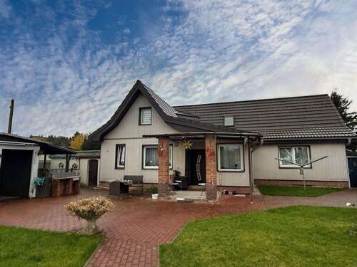 Foto - Haus zum Kaufen in Schönefeld 340.000,00 € 122.48 m²